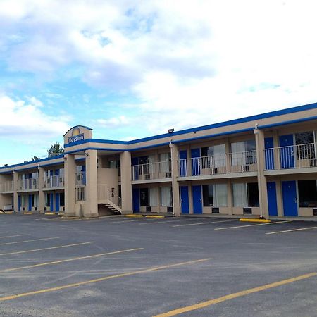 Days Inn By Wyndham Staunton Exterior foto
